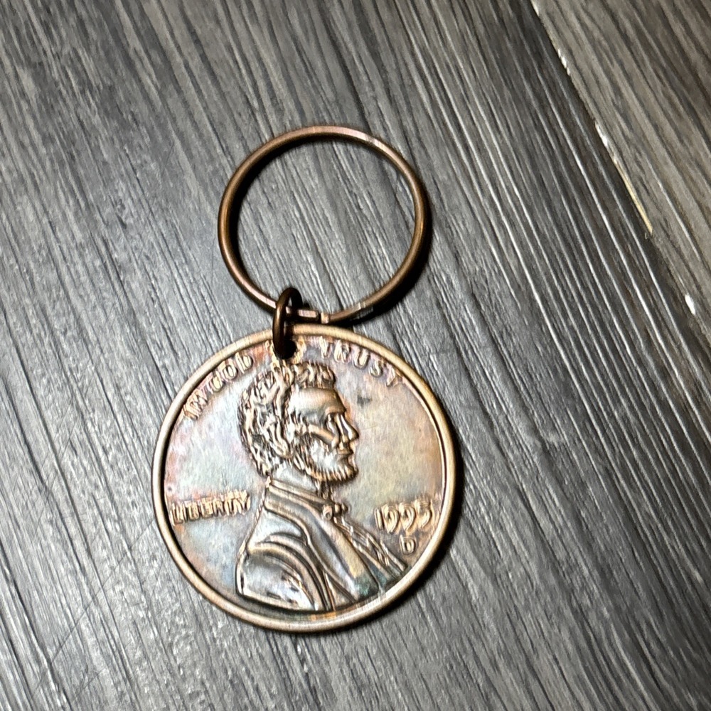 1995 Lincoln Penny Replica Large Coin Wall Hanging – 3" Diameter - Picture 2 of 9